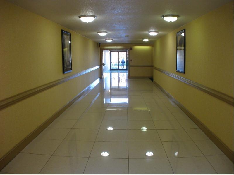 Clarion Hotel Fayetteville Extérieur photo